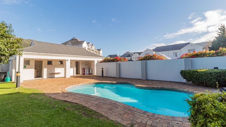 1 Bedroom Property for Sale in Beach Estate Western Cape